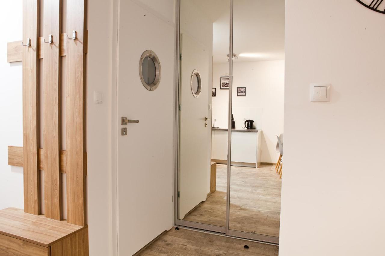 Navigator Apartment *